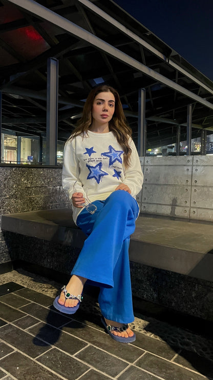 Winter Stars Printed White Sweatshirt For Women
